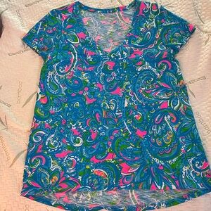Lily Pulitzer Ella V-neck t-shirt size S